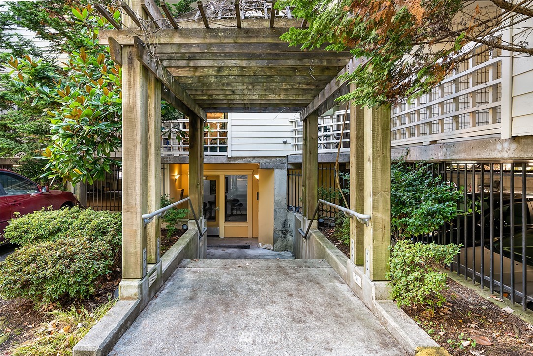 700 N 160th St Unit A-204 Unit A-204 Shoreline WA 98133