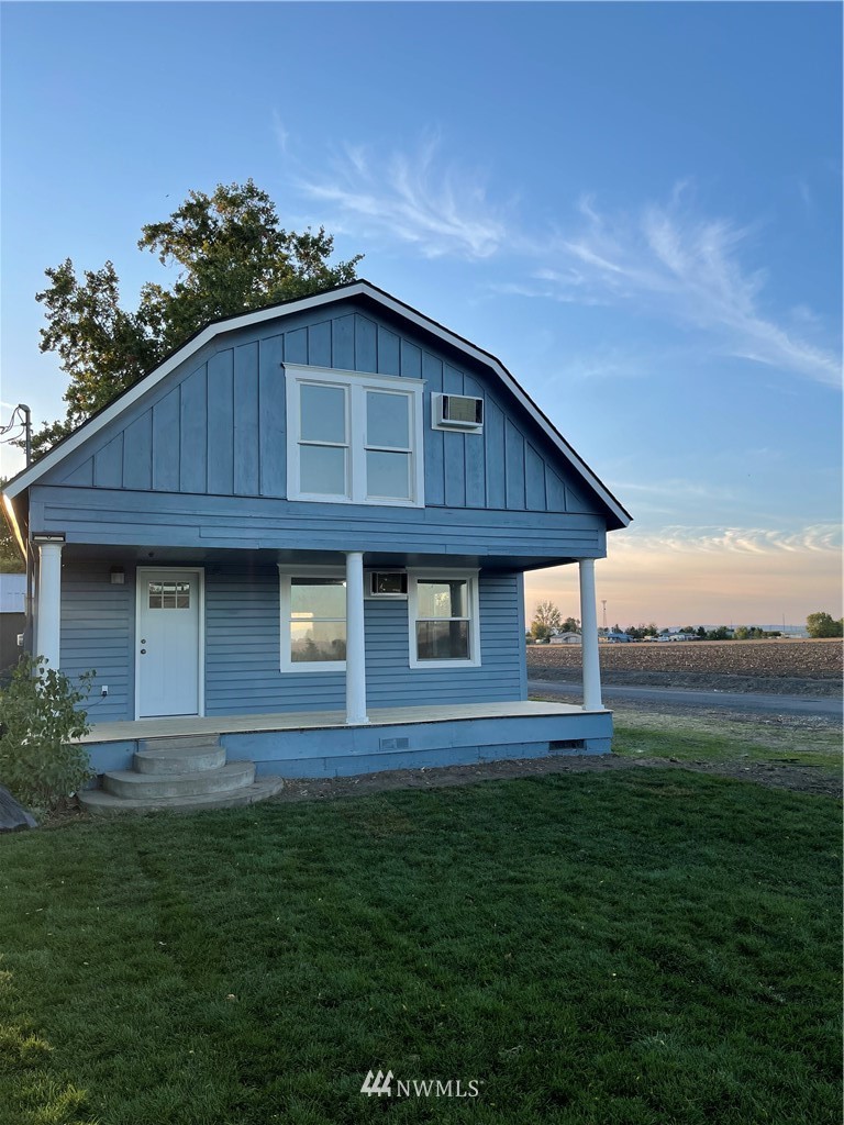 525 N Chestnut Toppenish WA 98948