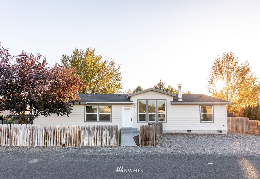 88 Columbia Rd Burbank WA 99323