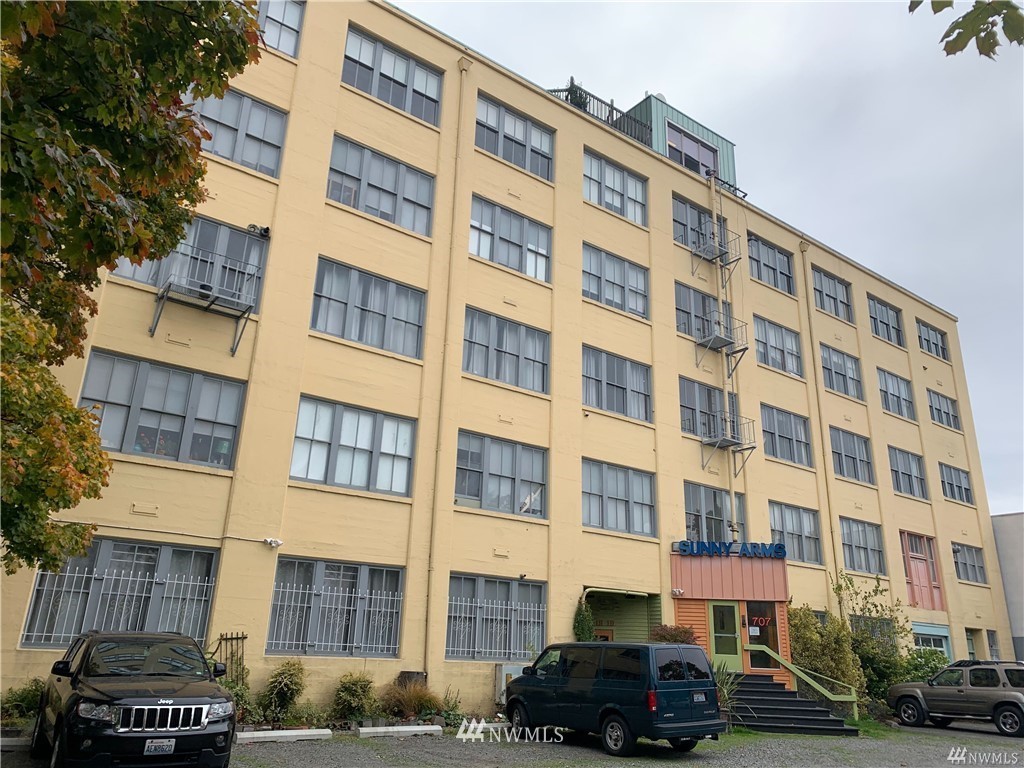 707 S Snoqualmie St Unit 4B Unit 4B Seattle WA 98108