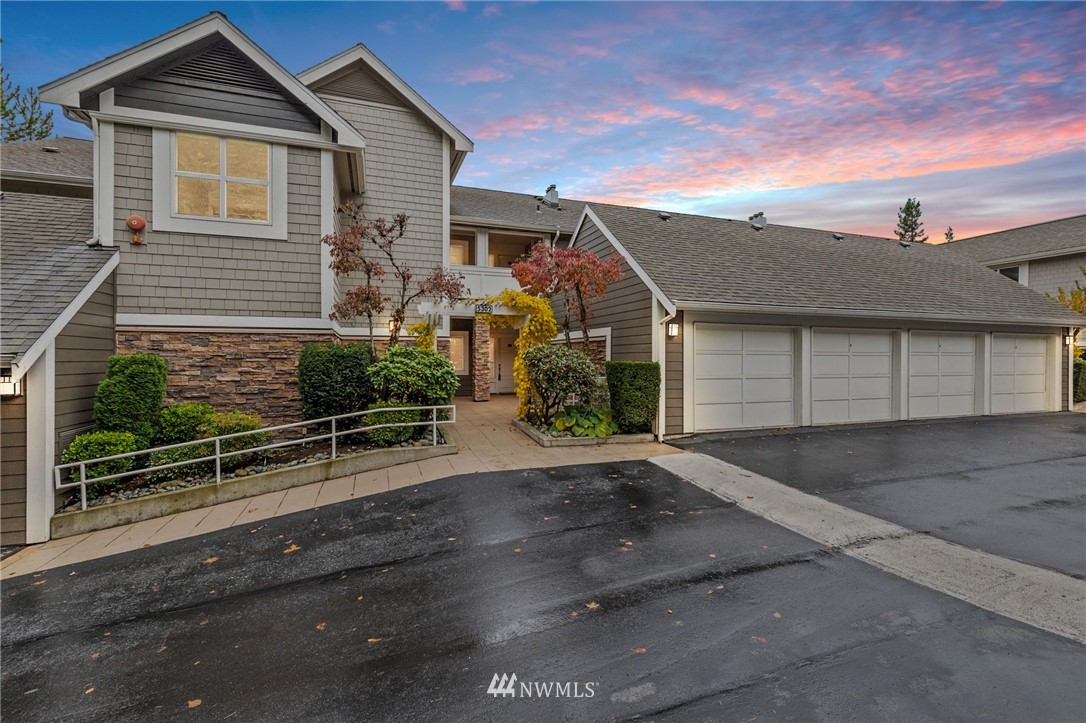 5302 Lake Washington Blvd NE Unit F Unit F Kirkland WA 98033