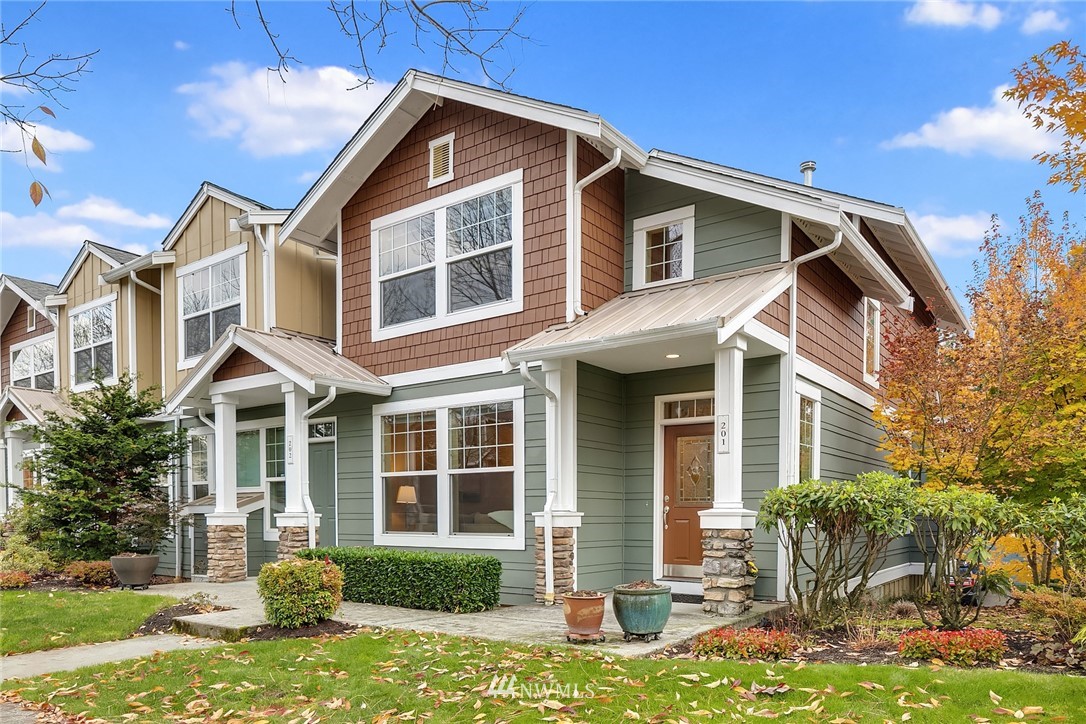 35229 SE Kinsey St Unit 201 Unit 201 Snoqualmie WA 98065
