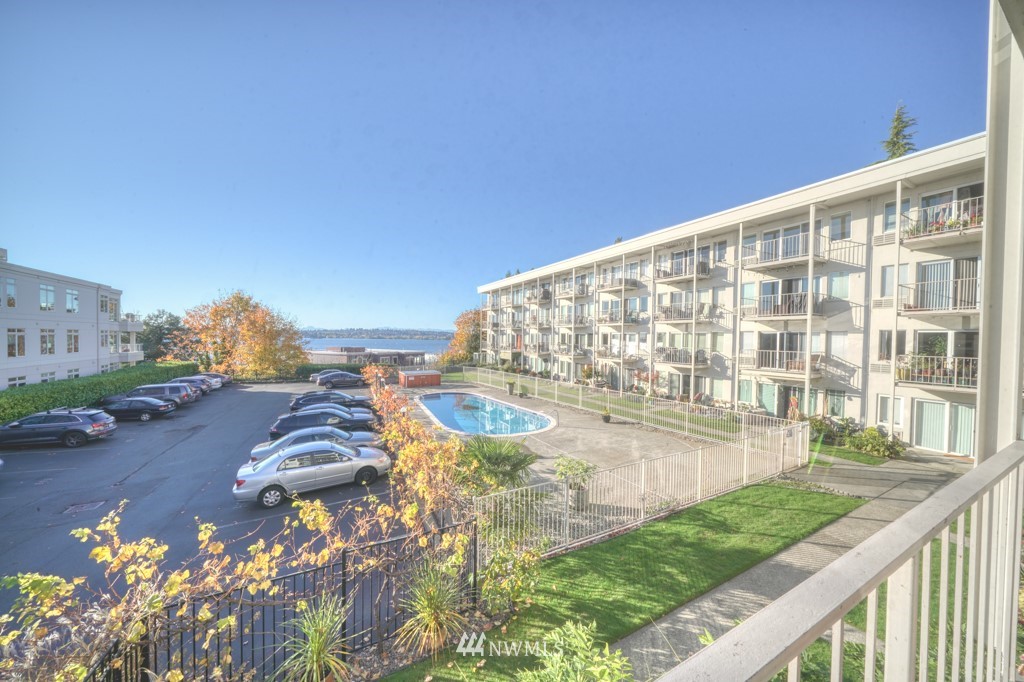201 2nd St S Unit 212 Unit 212 Kirkland WA 98033