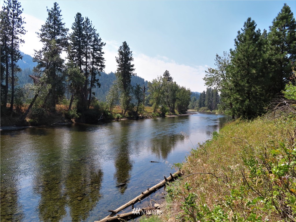 19110 N Hwy 21 Unit  Danville WA 99121