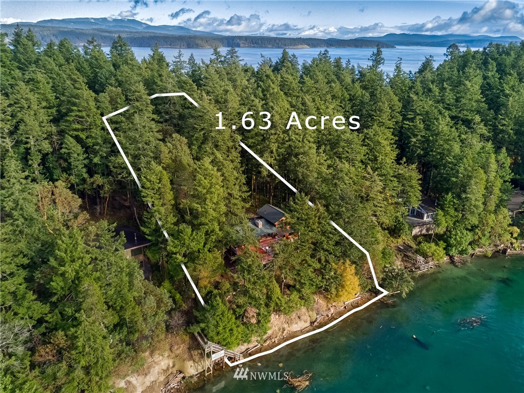 60 Brown Island Unit  Brown Island WA 98250