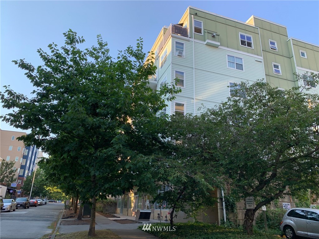 4722 12th Ave NE Unit 602 Unit 602 Seattle WA 98105