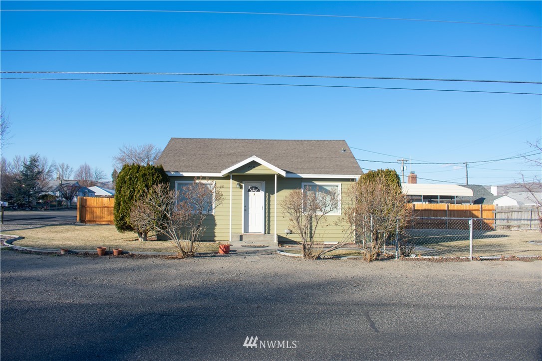 708 Ellen Ave Benton City WA 99320