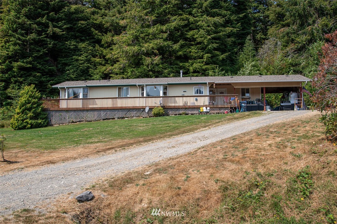 6097 US Highway 101 Amanda Park WA 98526