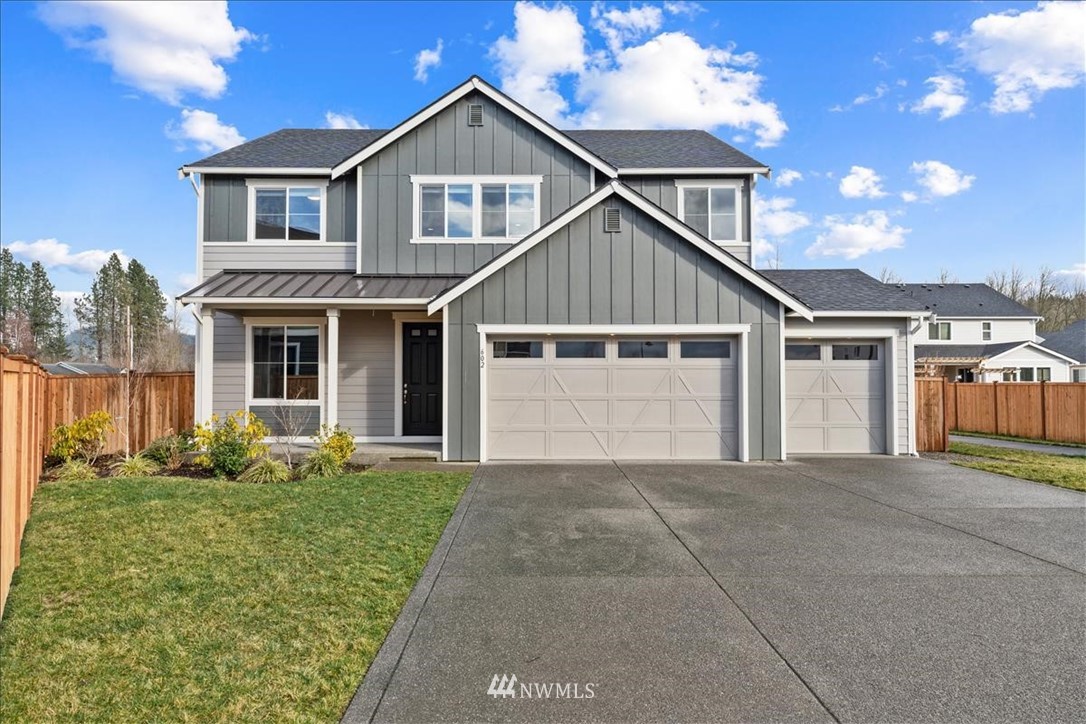 602 Page St Buckley WA 98321