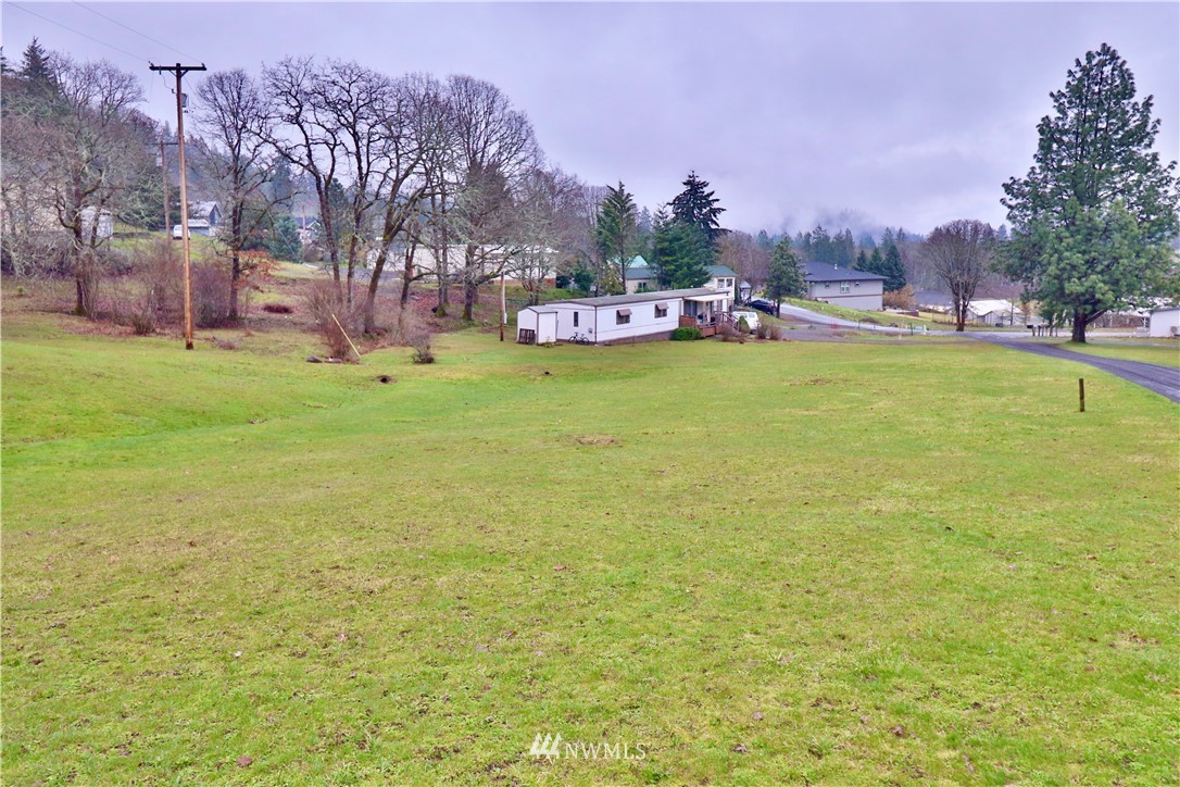 520 NW Simmons Rd White Salmon WA 98672
