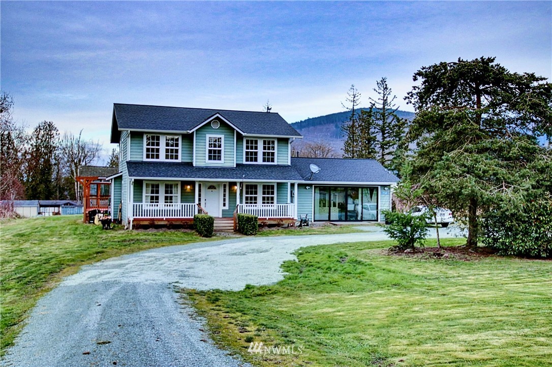 23369 Pringle St Unit  Clear Lake WA 98235