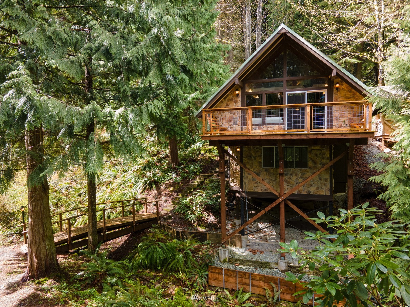 415 Alpine Dr Glenhaven WA 98284