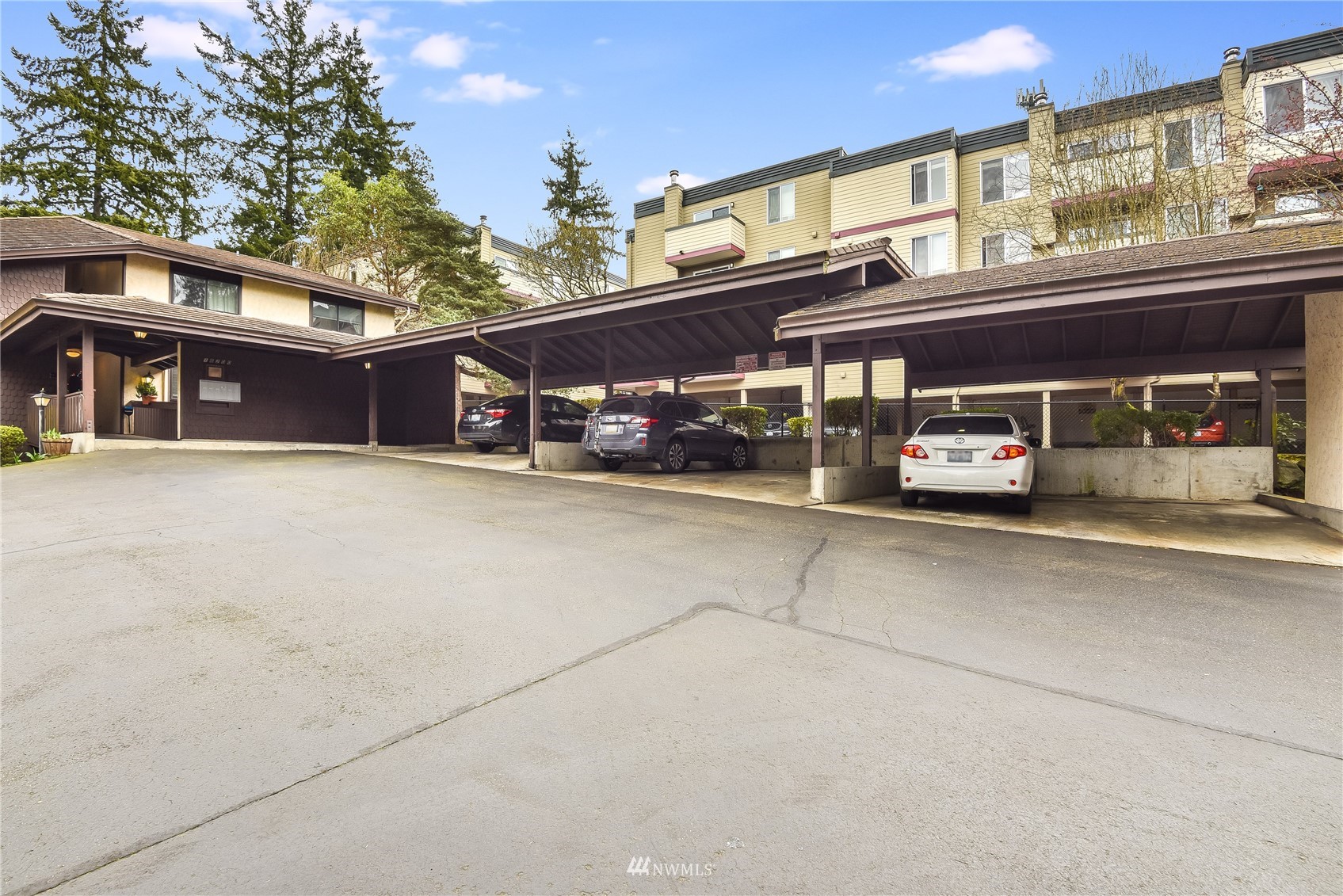 18200 15th Ave NE Unit 102 Unit 102 Shoreline WA 98155