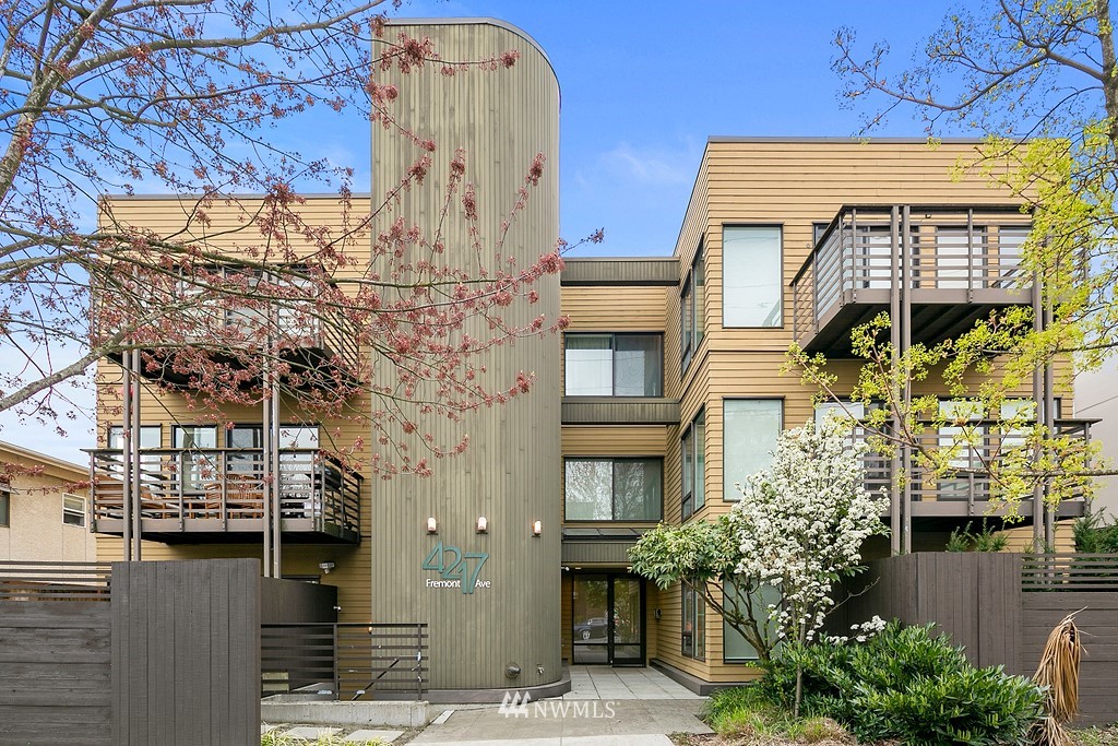 4217 Fremont Ave N Unit 1 Unit 1 Seattle WA 98103