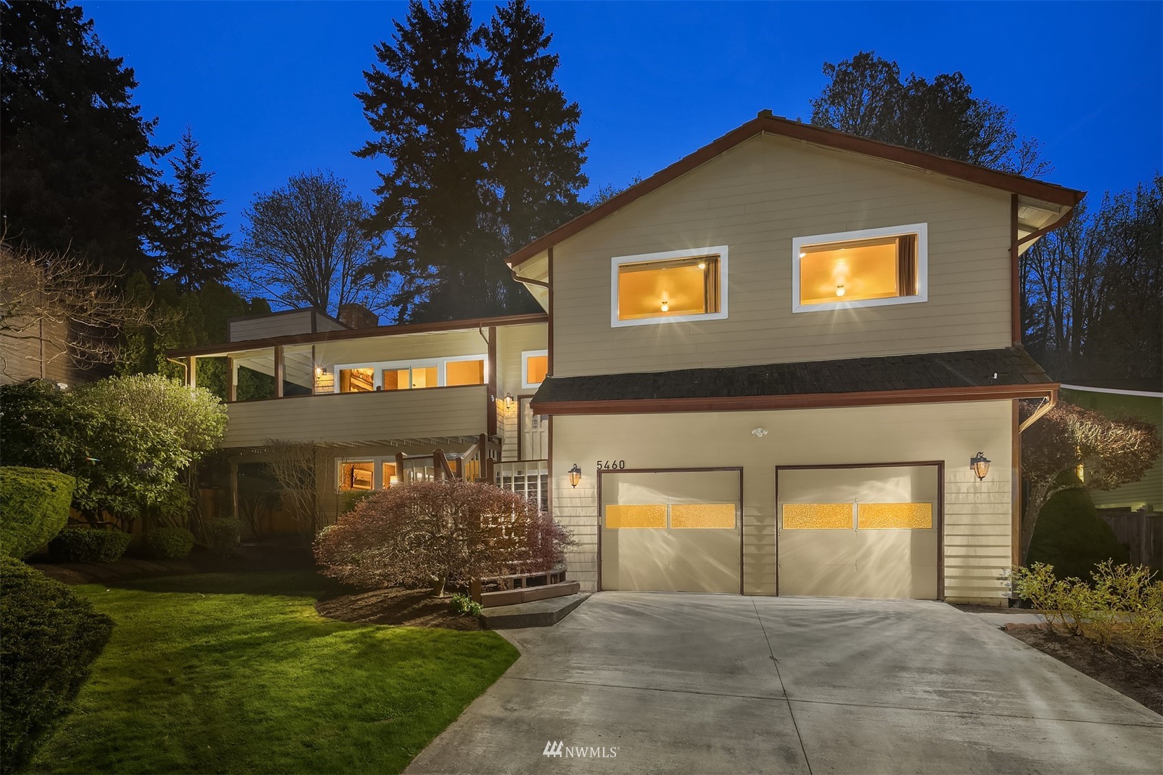 5460 Highland Dr Bellevue WA 98006