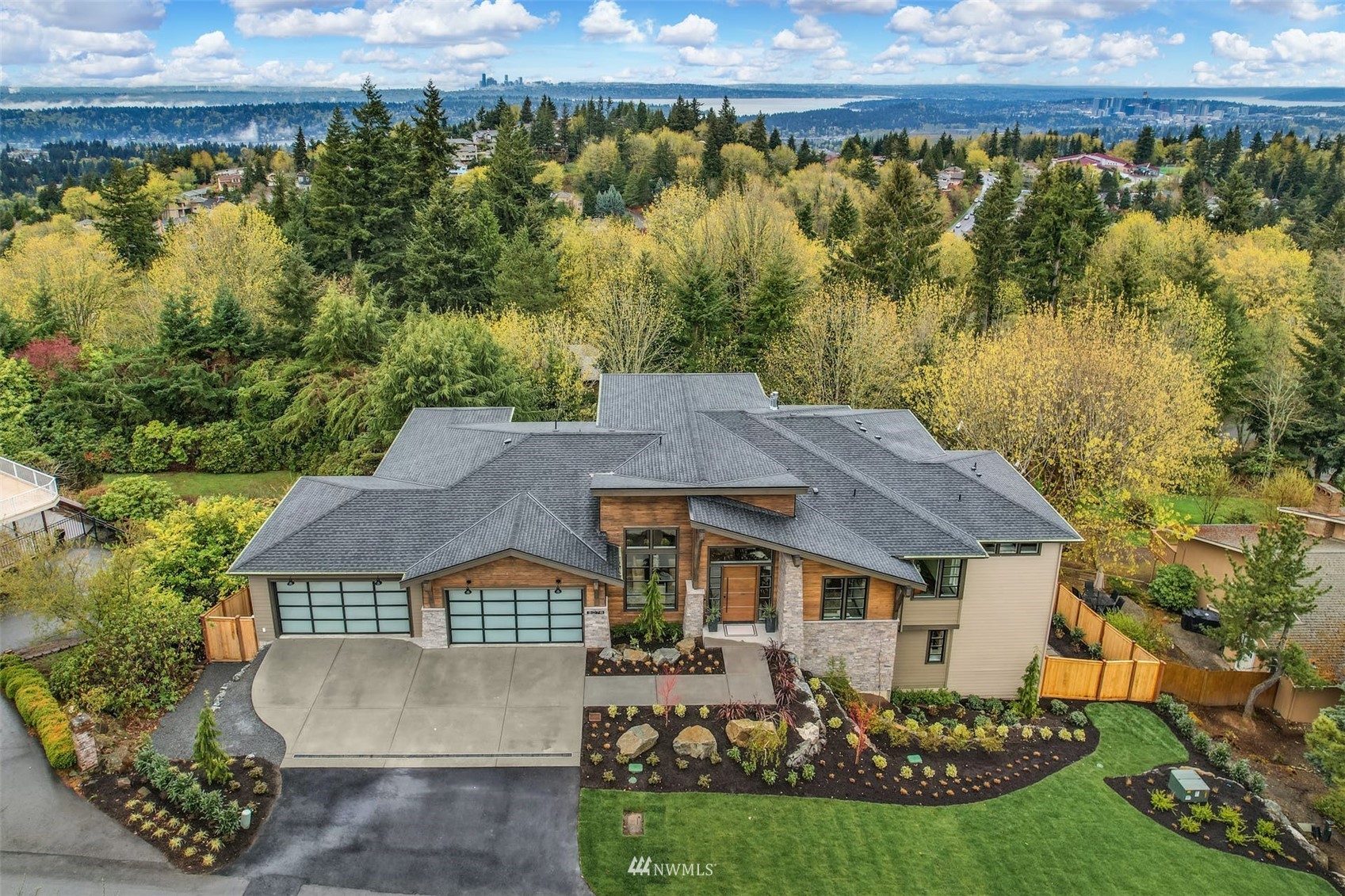 5079 145th Pl SE Unit  Bellevue WA 98006