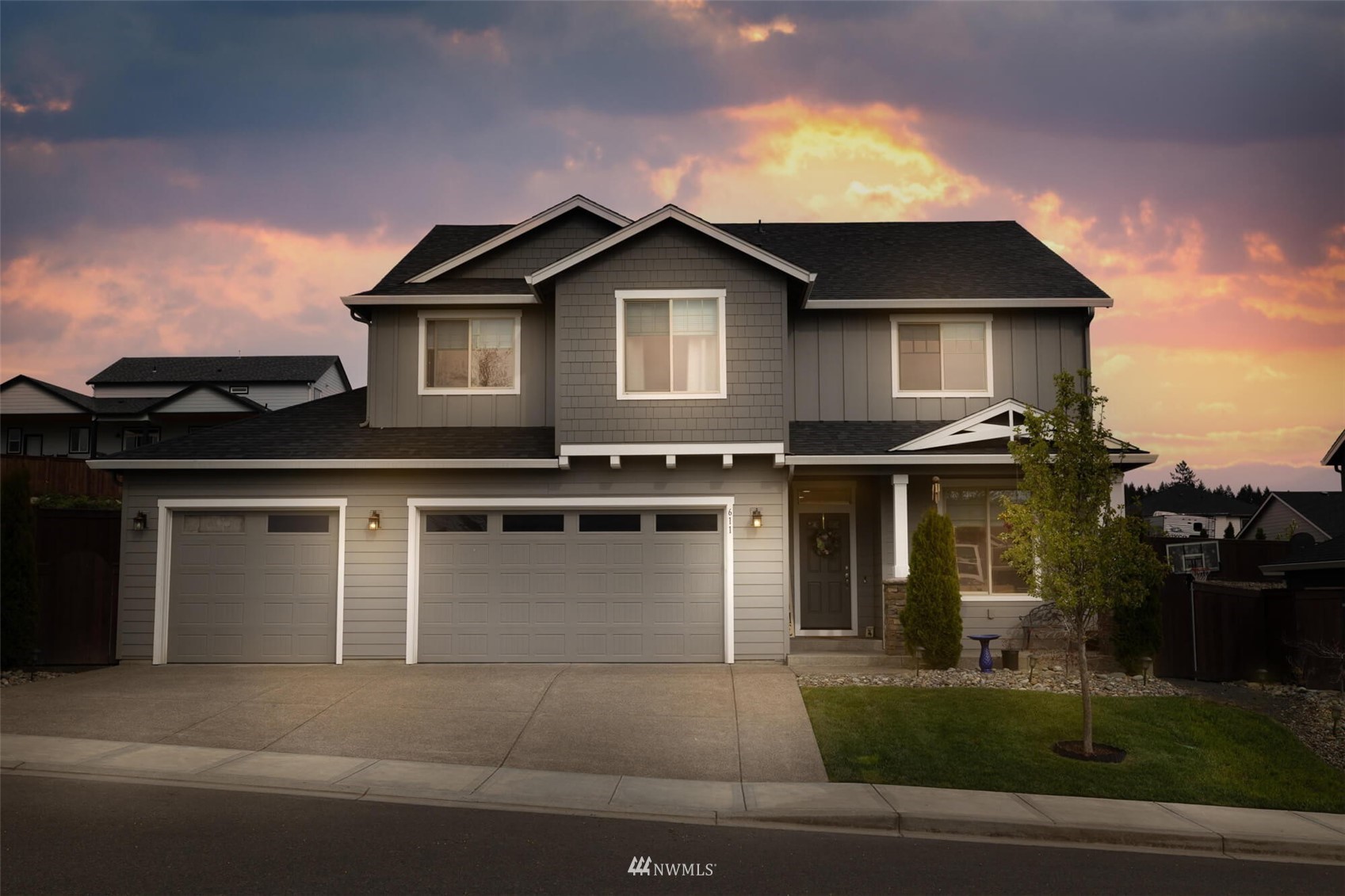 611 E Spruce Ave La Center WA 98629