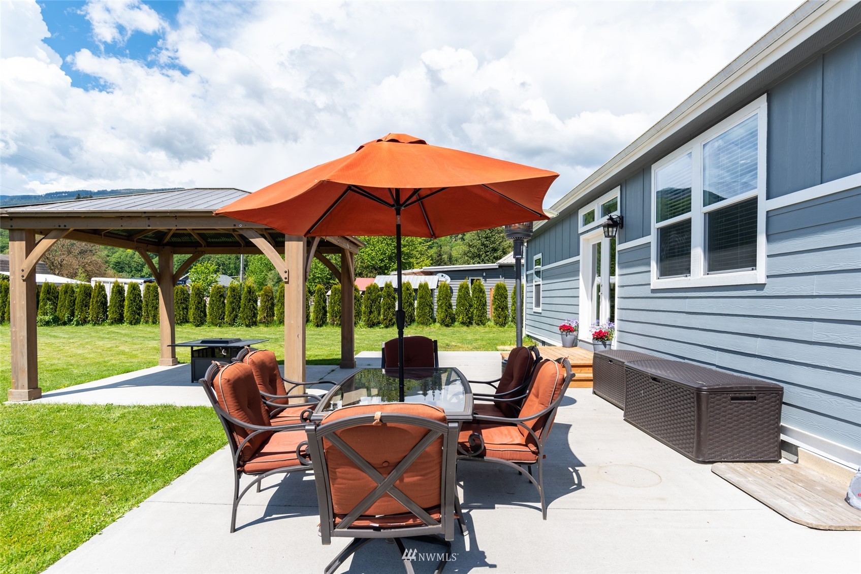 31055 W Main St Unit  Lyman WA 98263