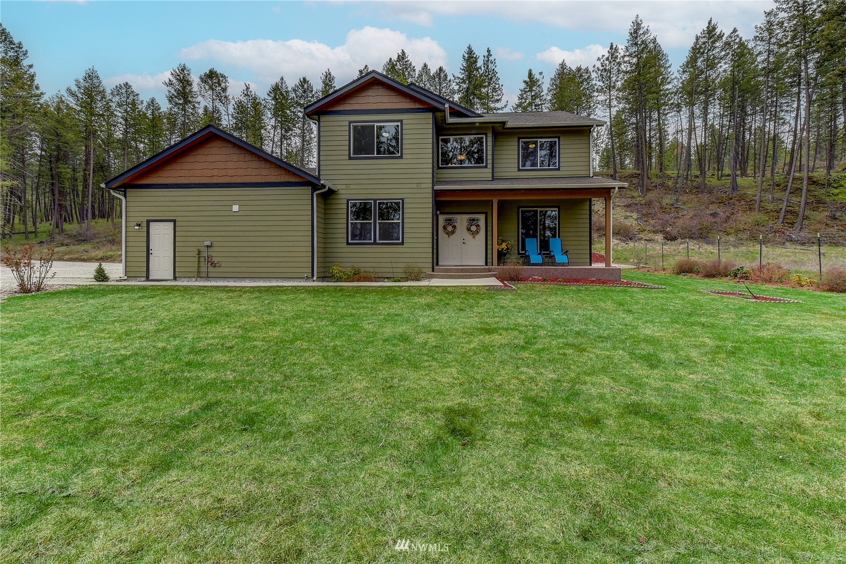 26525 W Long Lake Rd Nine Mile Falls WA 99013