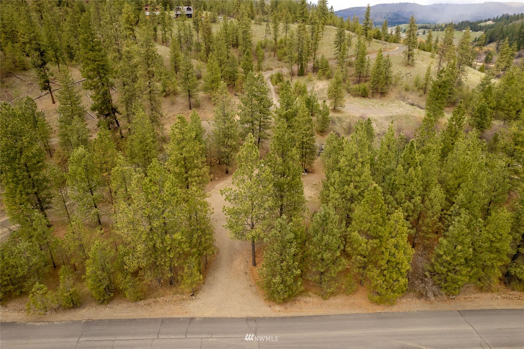31775 Blue Grouse Dr E Seven Bays WA 99122