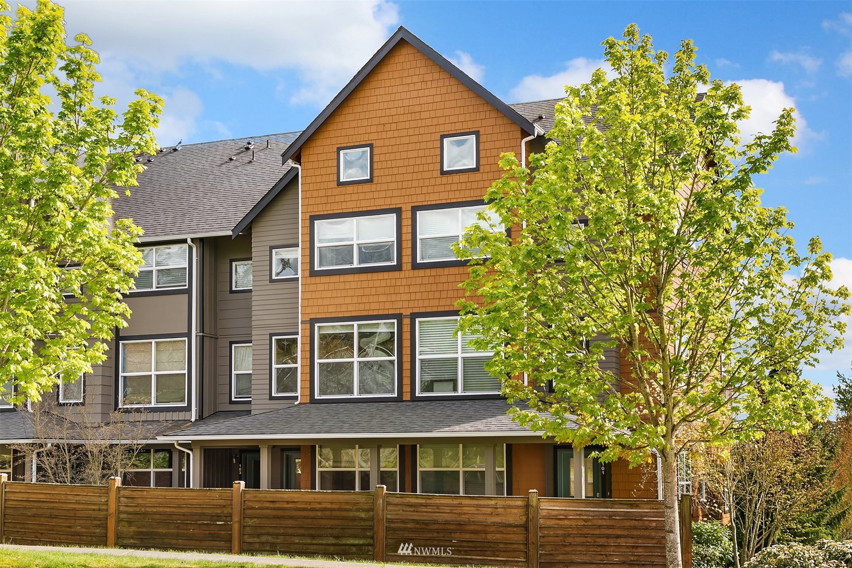 10458 157th Pl NE Unit 102 Unit 102 Redmond WA 98052