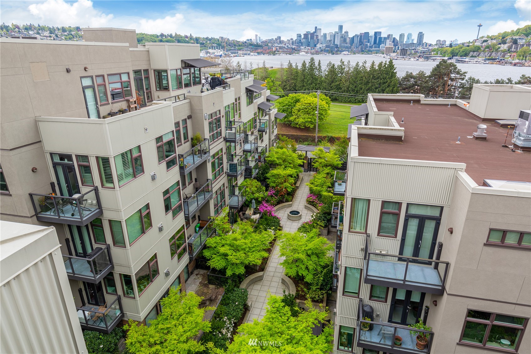 1730 N Northlake Way Unit 320 Unit 320 Seattle WA 98103