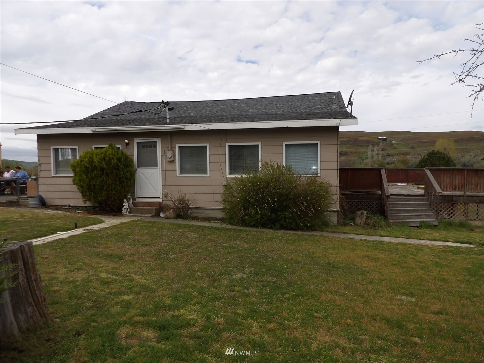 110 S Ash St Unit  Washtucna WA 99371