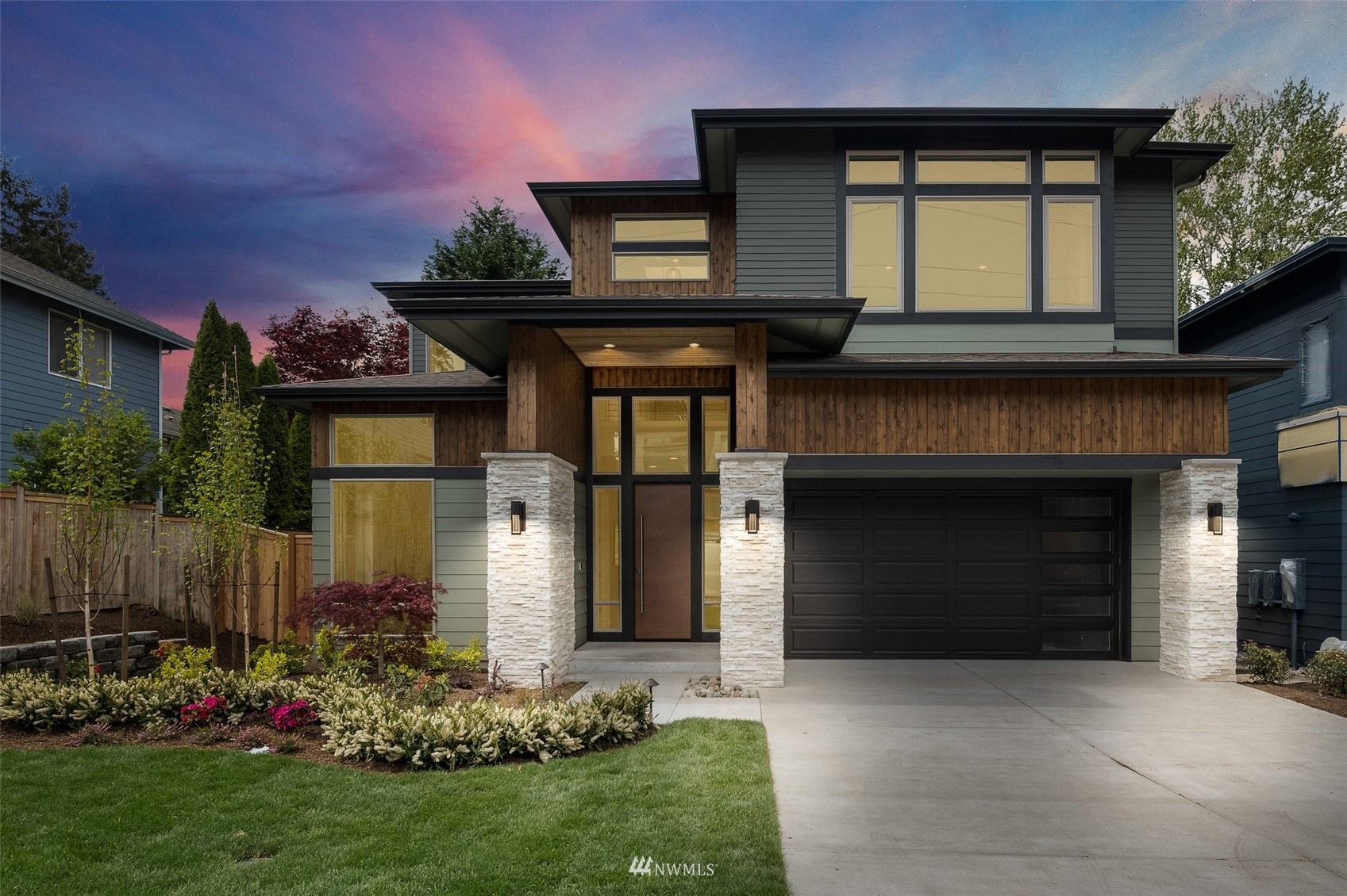 12417 NE 104th St Unit  Kirkland WA 98033