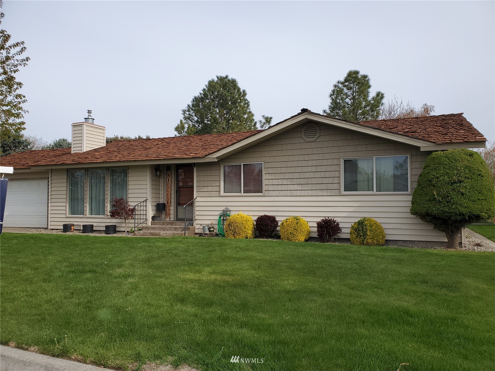 460 E Davis Connell WA 99326