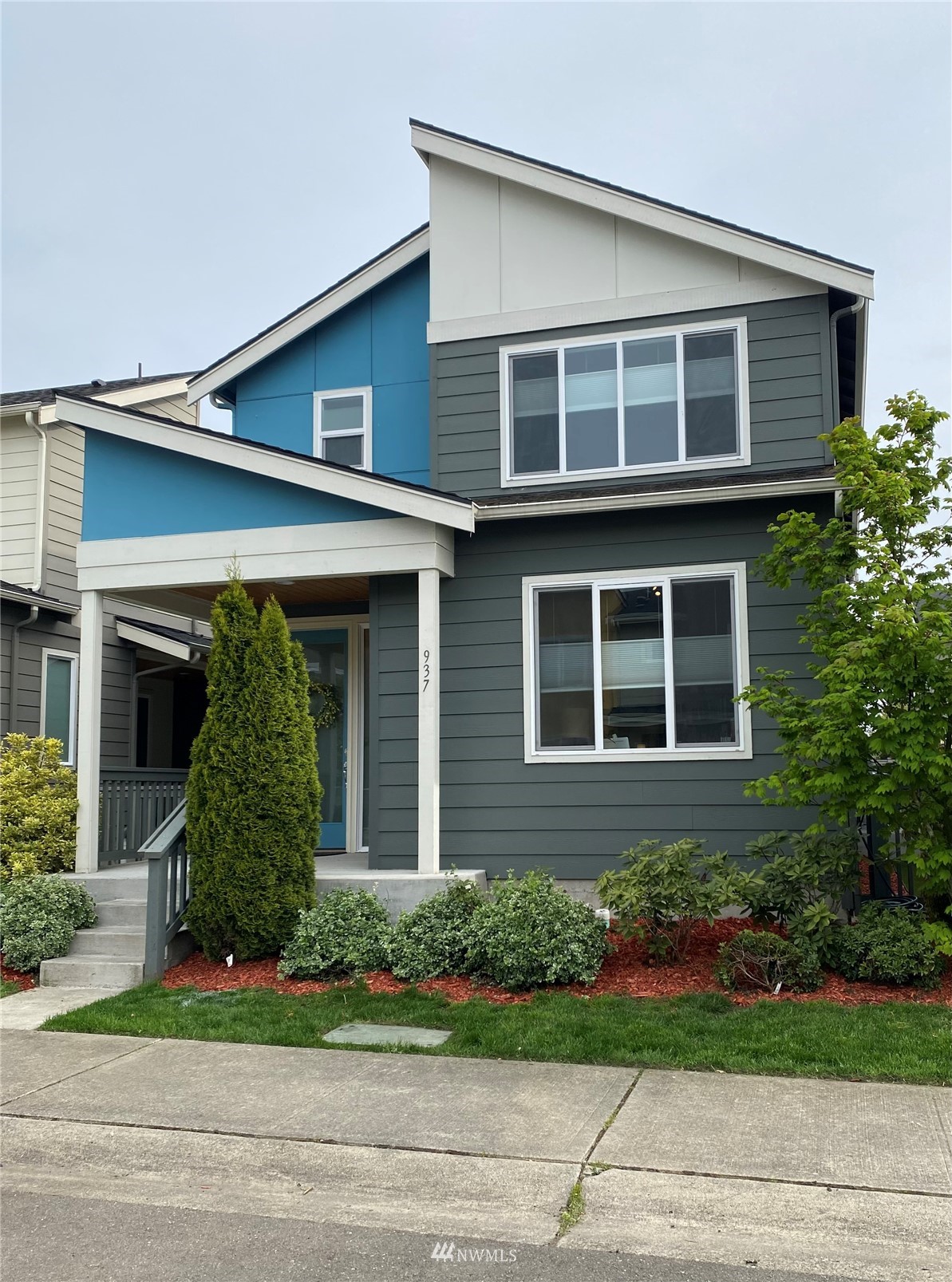 937 SW 96th Pl Unit  Seattle WA 98106