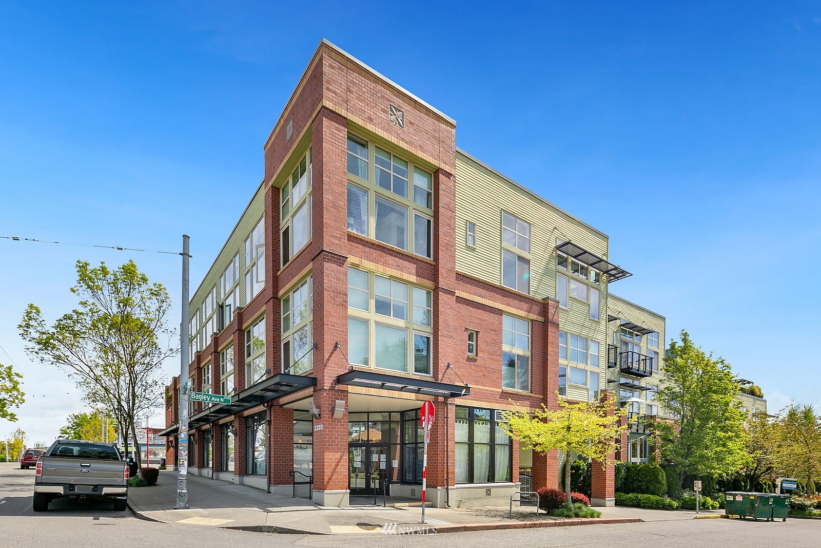 4422 Bagley Ave N Unit 101 Unit 101 Seattle WA 98103