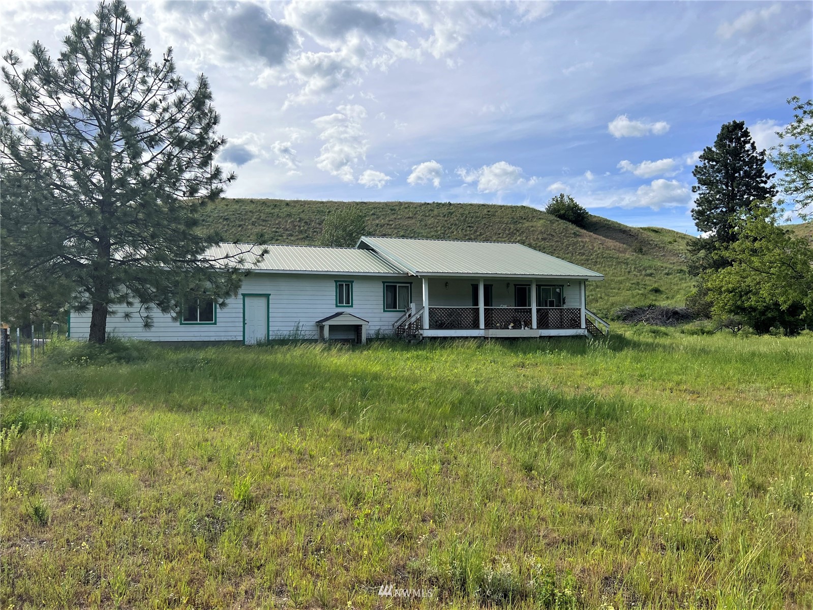 19083 Hwy 21 N Danville WA 99121