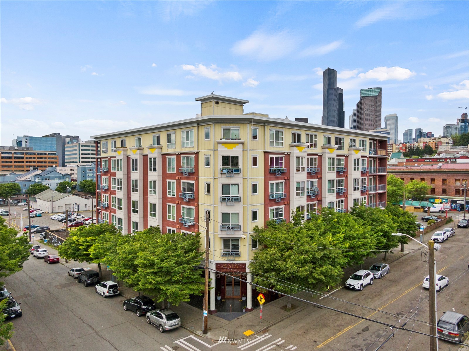 668 S Lane St Unit 609 Unit 609 Seattle WA 98104