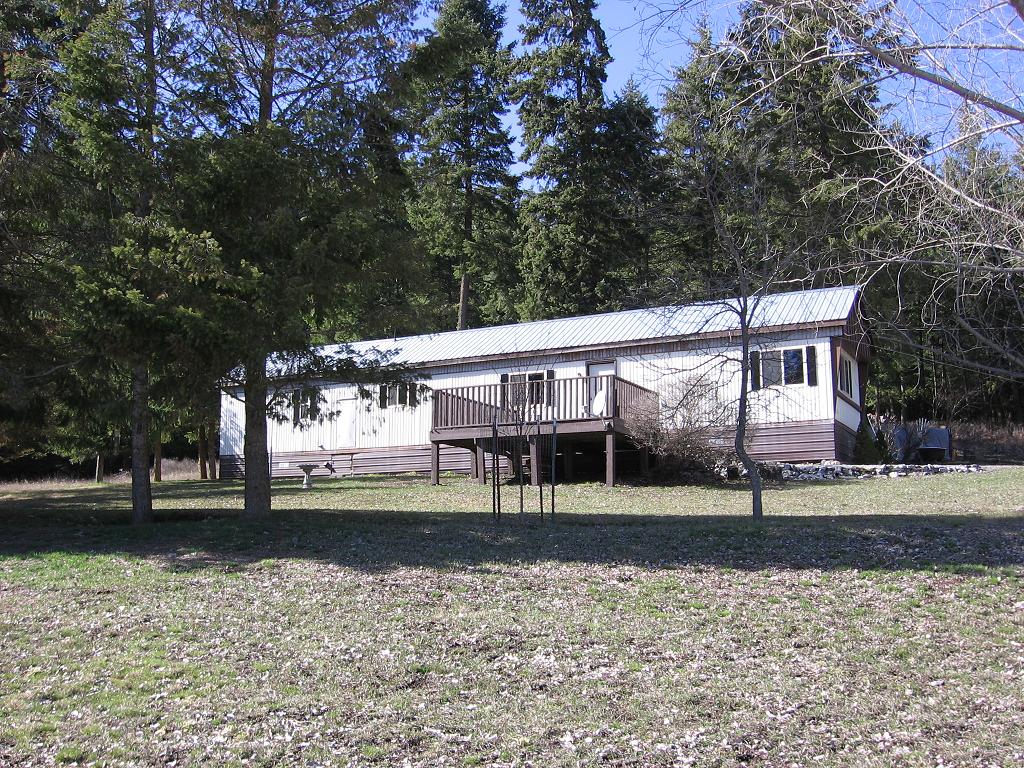 1105 B Williams Lake Rd Evans WA 99126