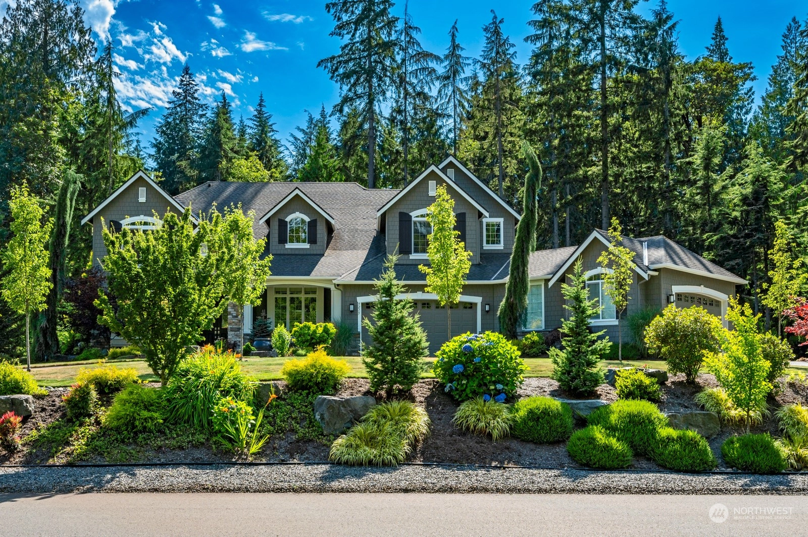 9215 255th Ave NE Unit  Redmond WA 98053