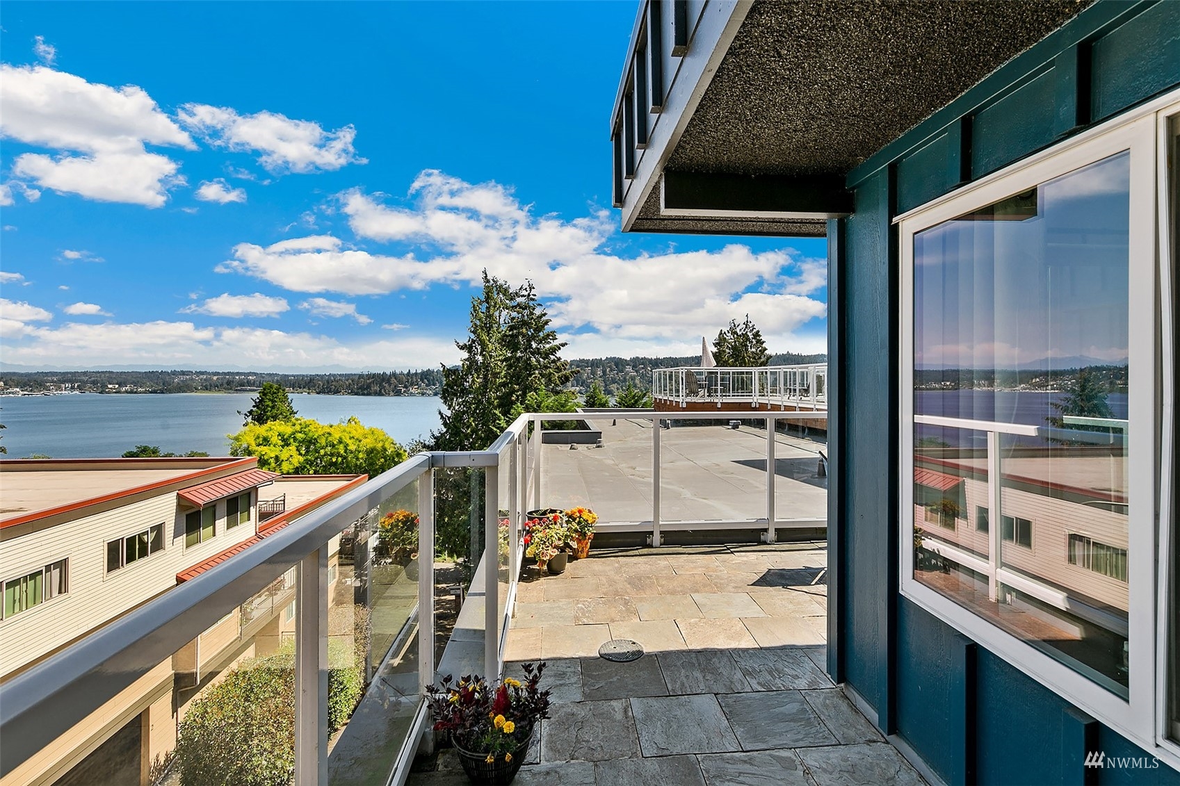3825 NE 155th Pl Unit 403 Unit 403 Lake Forest Park WA 98155