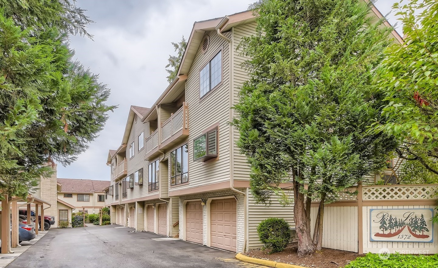 1572 NE 177th St Unit 7 Unit 7 Shoreline WA 98155