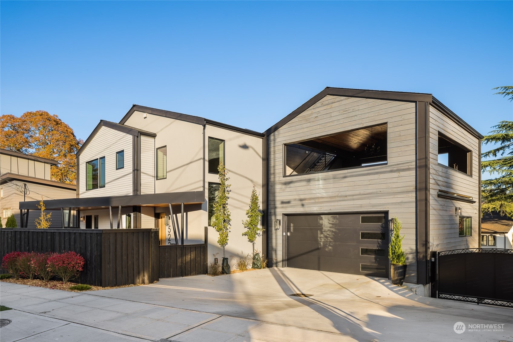 5220 57th Ave S Seattle WA 98118