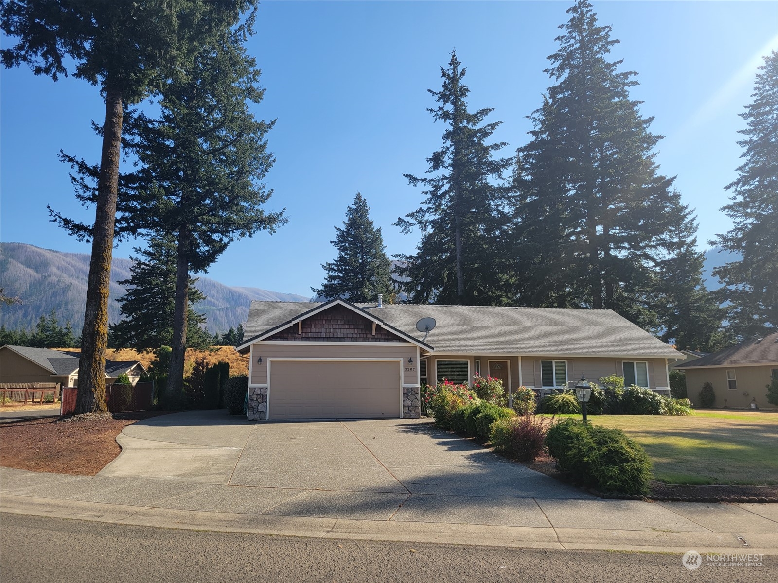 3207 Sunset Dr Unit  North Bonneville WA 98639