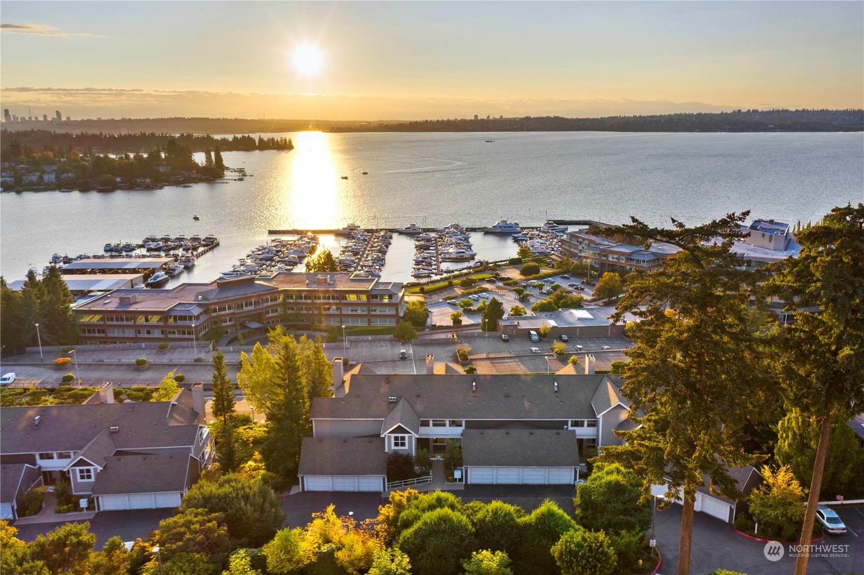 5304 Lake Washington Blvd NE Unit F Unit F Kirkland WA 98033