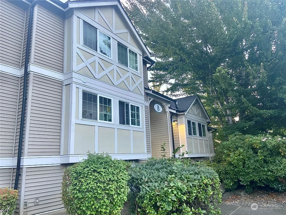 26013 106th Pl SE Unit B204 Unit B204 Kent WA 98030