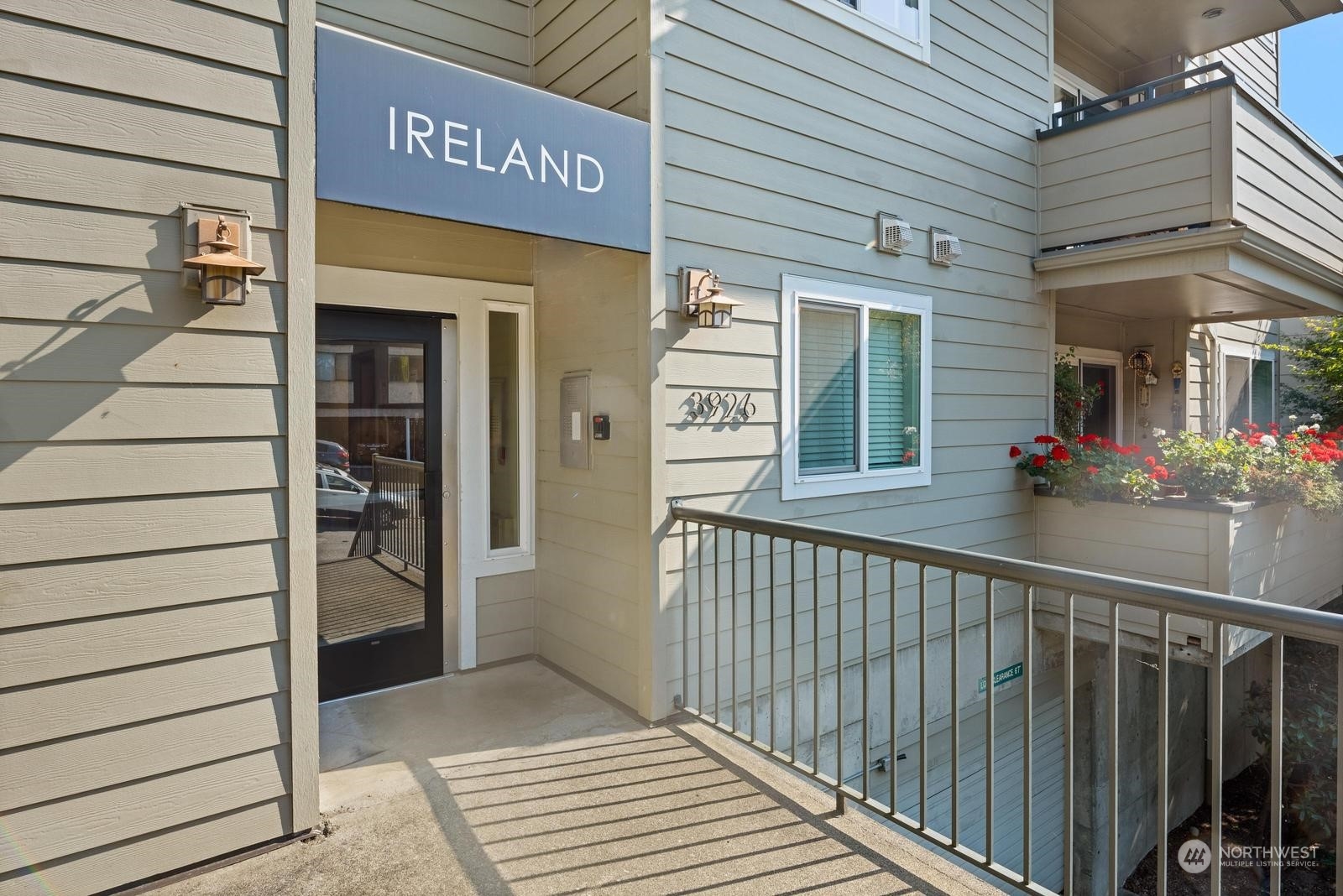 3926 1st Ave NE Unit 31 Unit 31 Seattle WA 98105