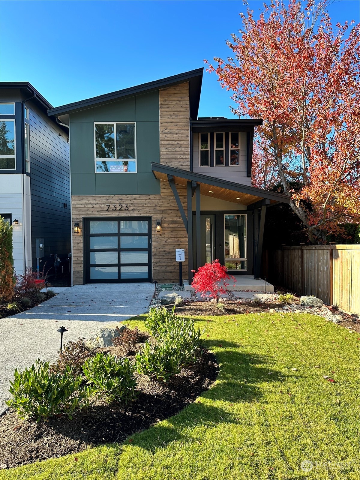 7323 124th Ave NE Unit  Kirkland WA 98033