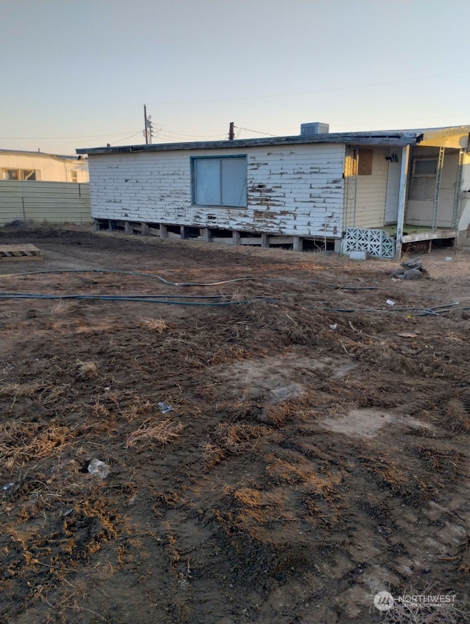 153 E Montmorency Blvd George WA 98848