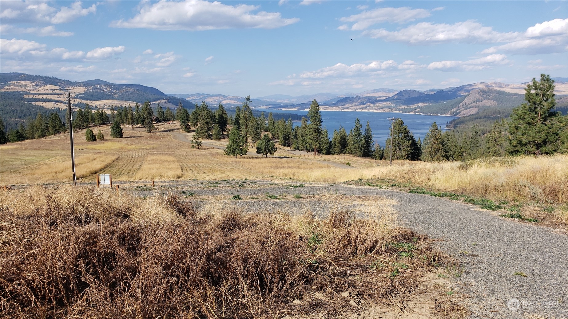 6194 Bear Tracks Way Fruitland WA 99129