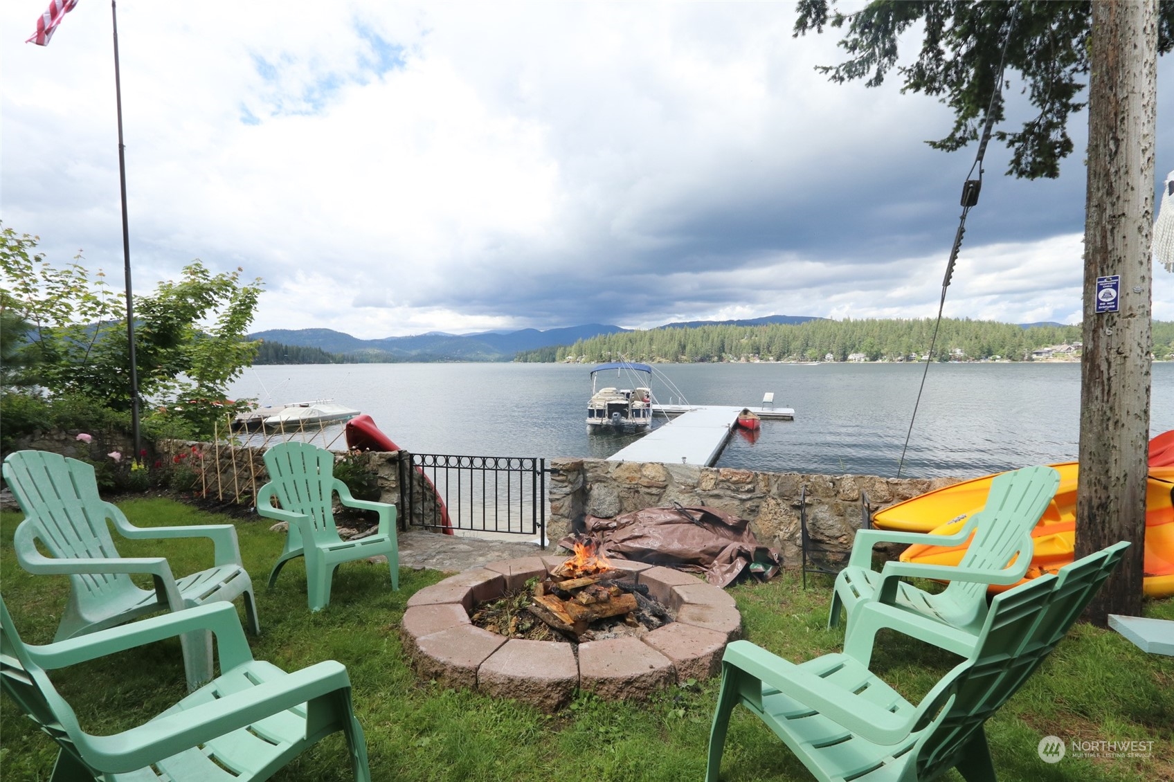 22917 E Park Beach Rd Newman Lake WA 99025