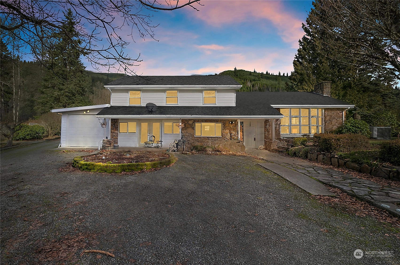 251 Frost Creek Rd Glenoma WA 98336