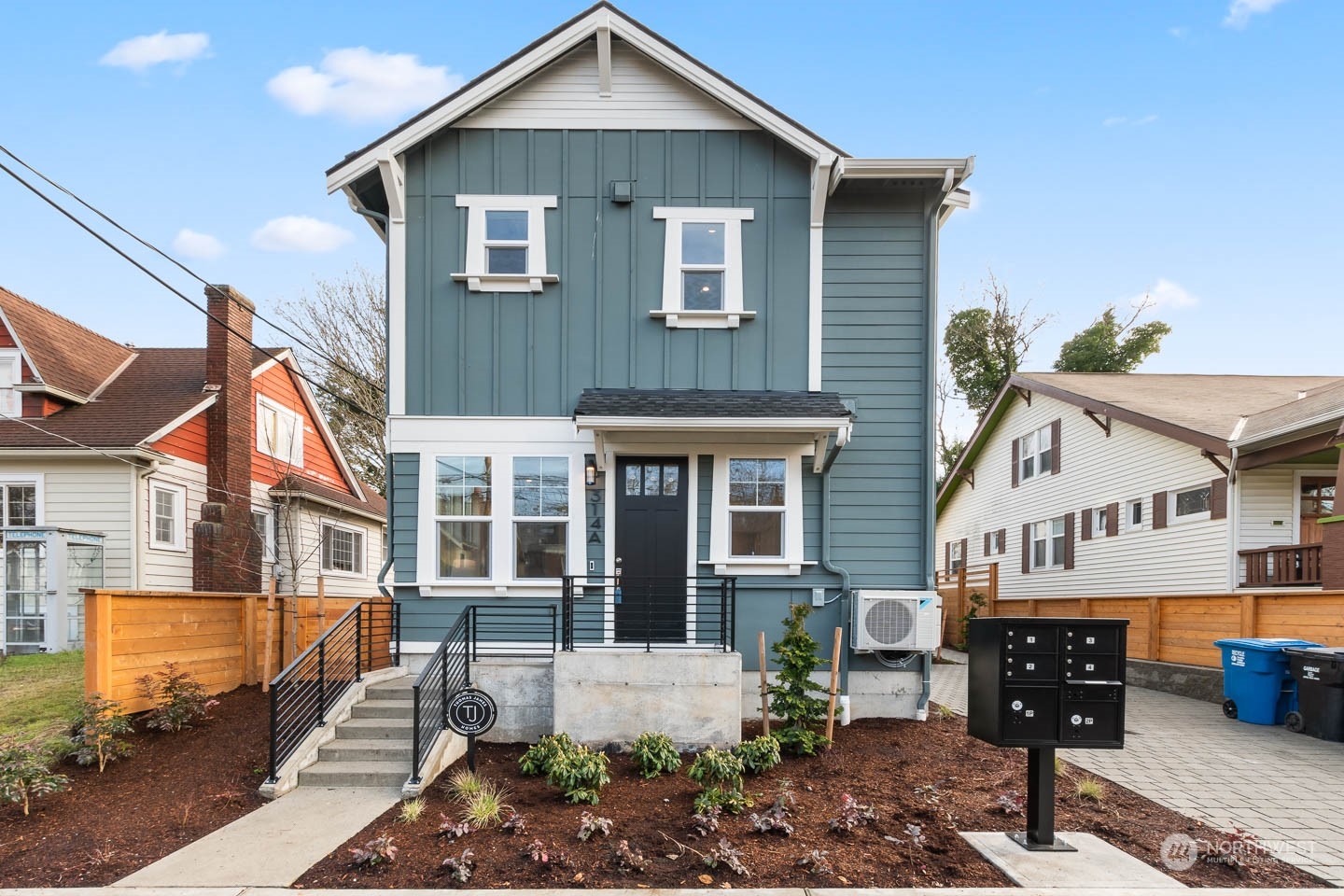 314 A 26th Ave Seattle WA 98122