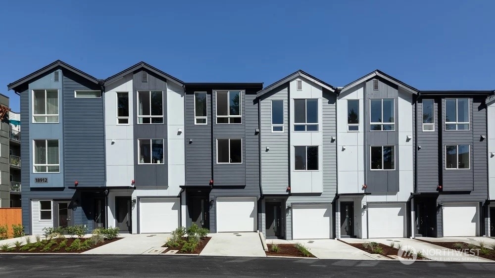 18912 110th Pl NE Unit I Unit I Bothell WA 98011