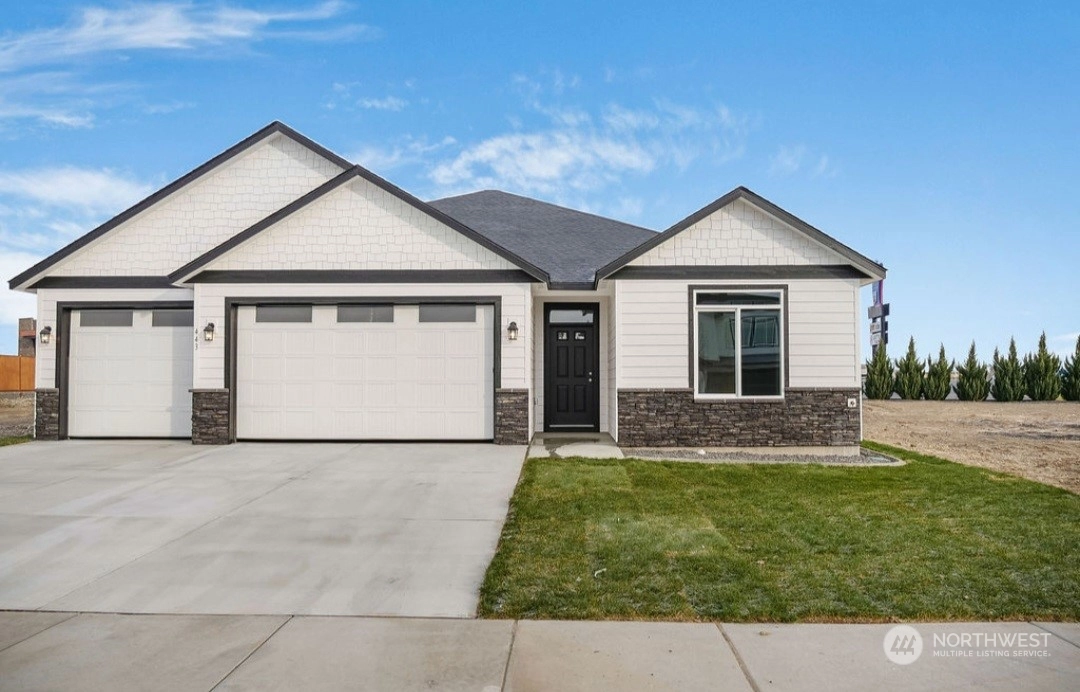 443 S Birch St Moses Lake WA 98837